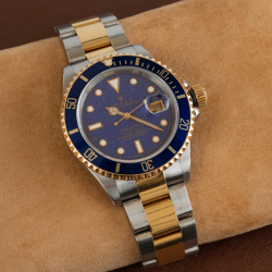 lapis dialledRolex Submariner 16613